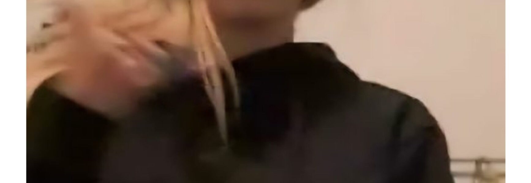 Vermissing in Eefde: Lianne (15) al dagen spoorloos, politie zoekt dringend tips.